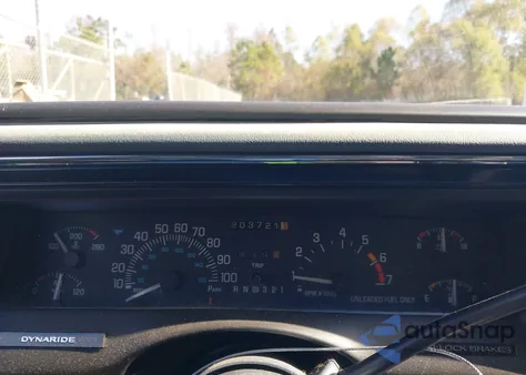 1997 Buick Lesabre Custom из США, поврежденный, VIN 1G4HP52K3VH523642